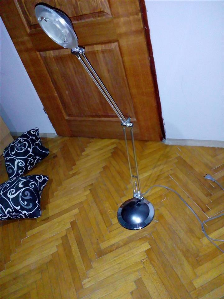 stona-lampa-
