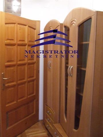 NAMESTENA-GARSONJERA-33m2-u-BULEVAR-