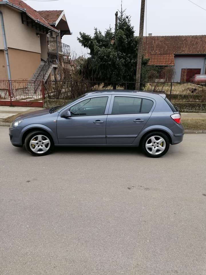 Opel-Astra-H