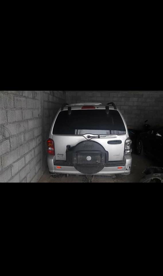 Jeep---Cherokee----