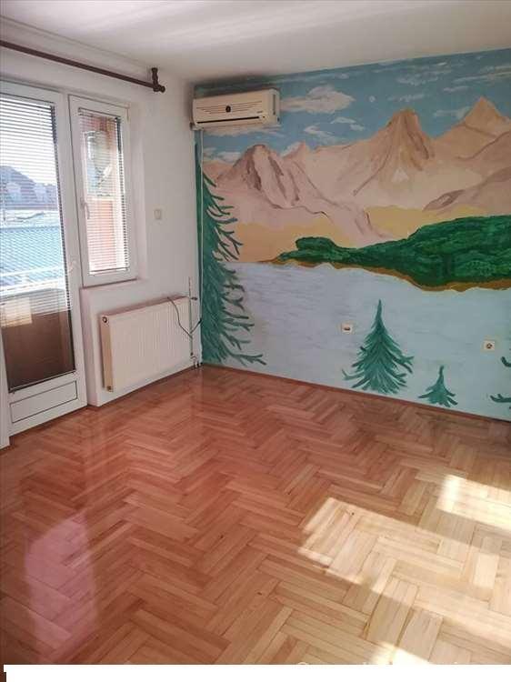STAN-EPICENTAR-30m2-23500e