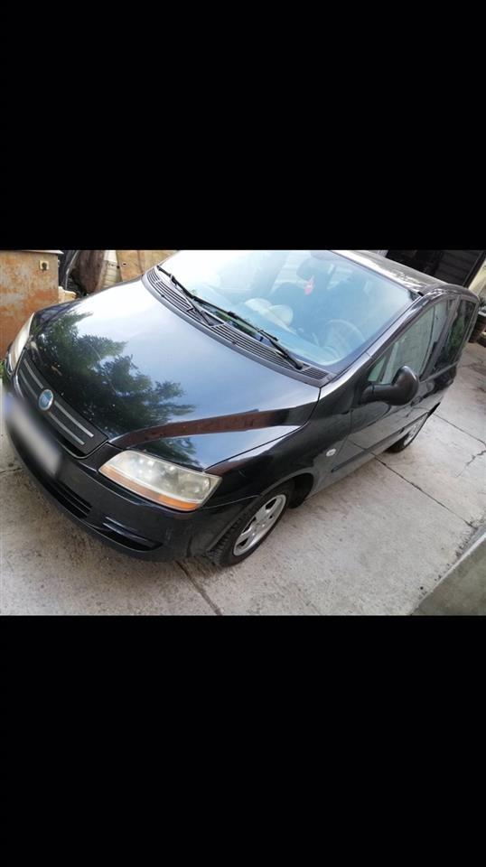 Fiat-Multipla-2-far