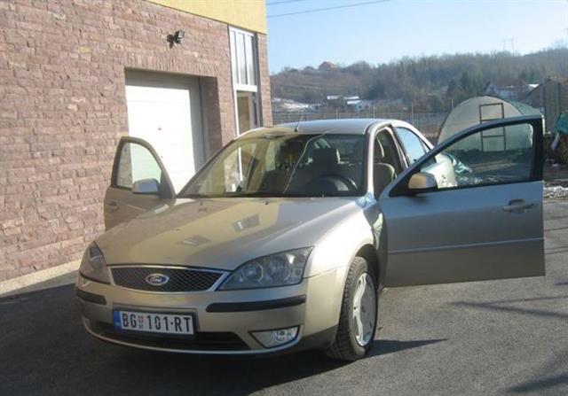 Ford-Mondeo-TDCI--04-