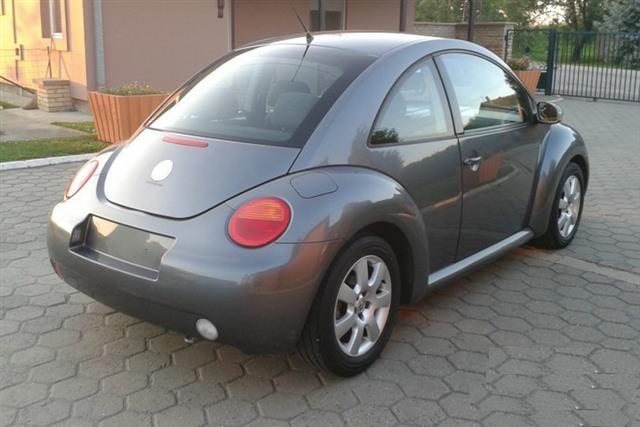 VW New Beetle -03 