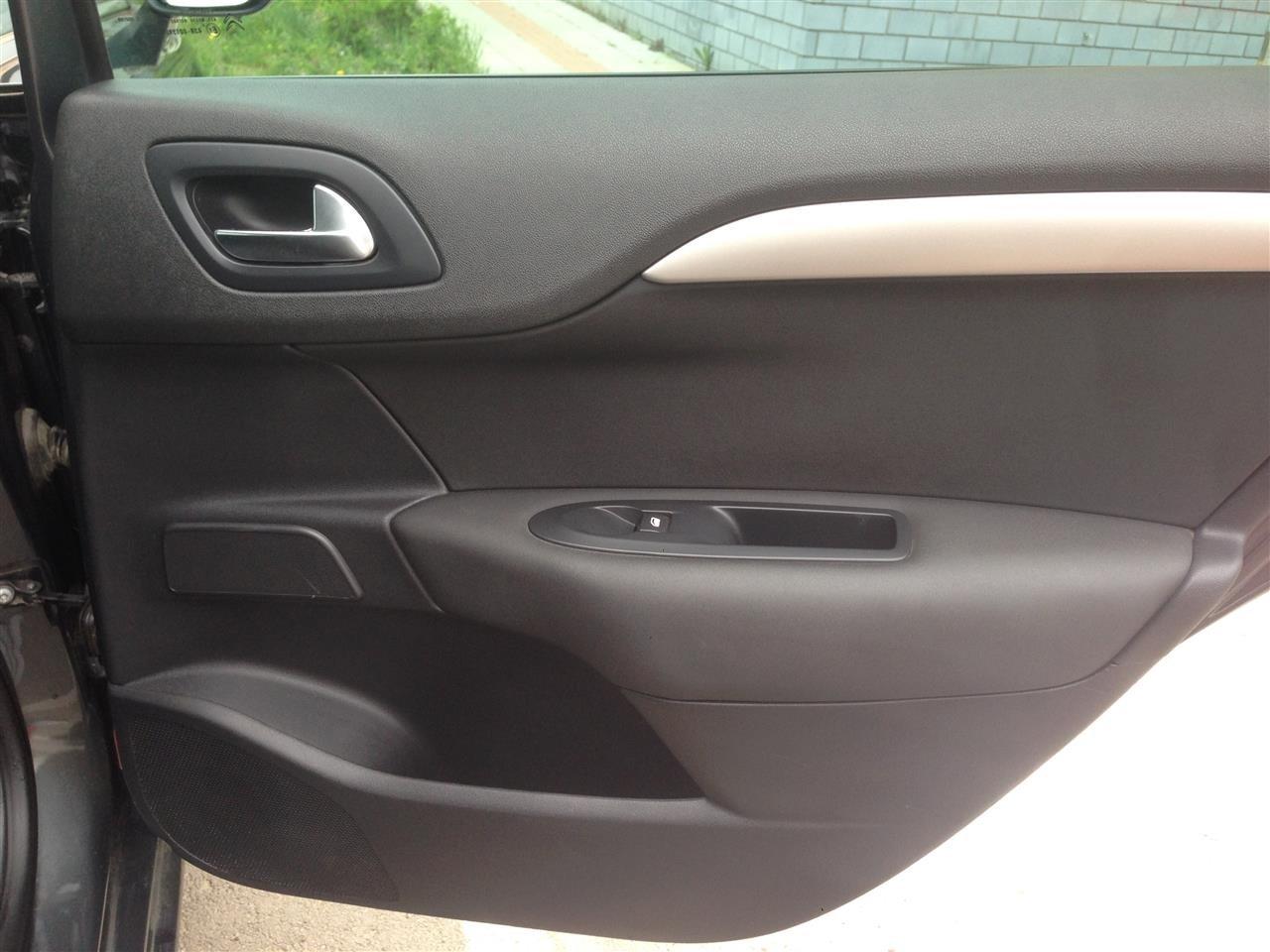 Citroen-C4-1-6-hdi-