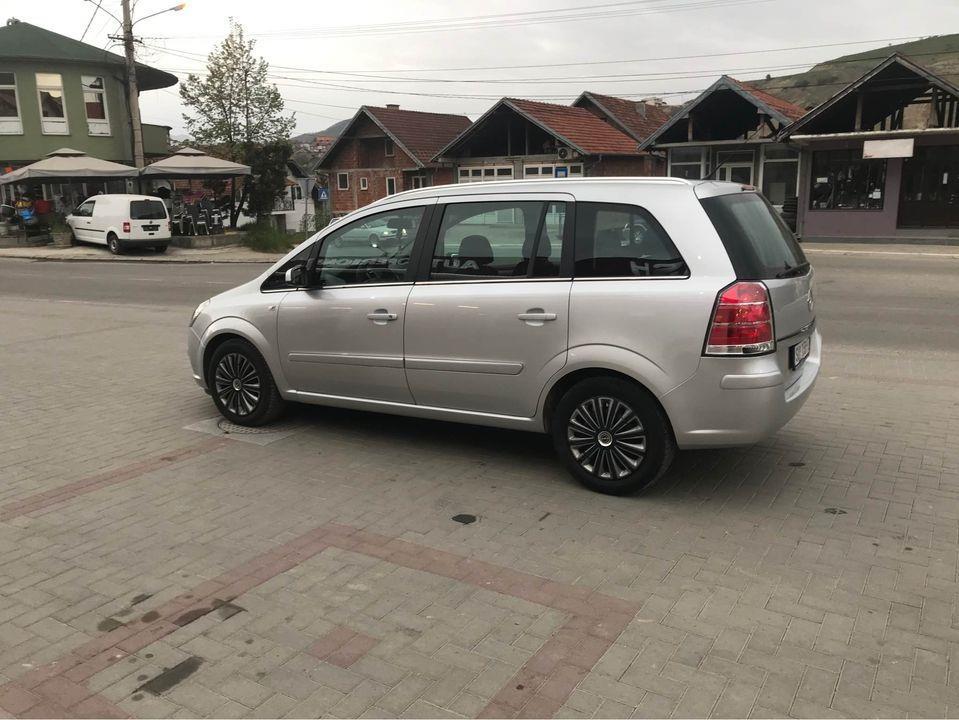 Opel-Zafira