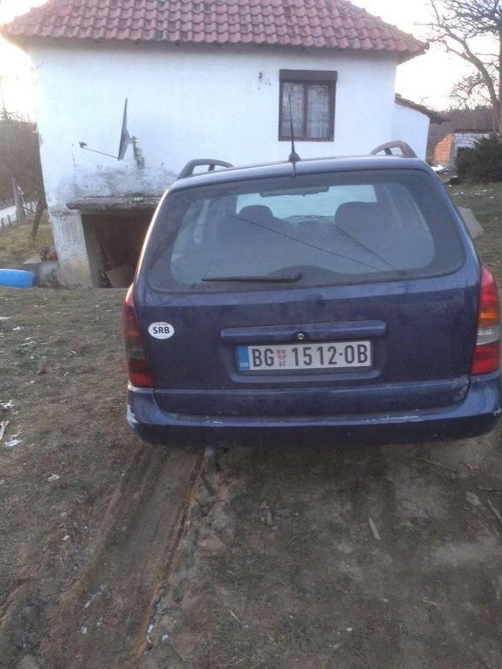 Opel-Astra-20d