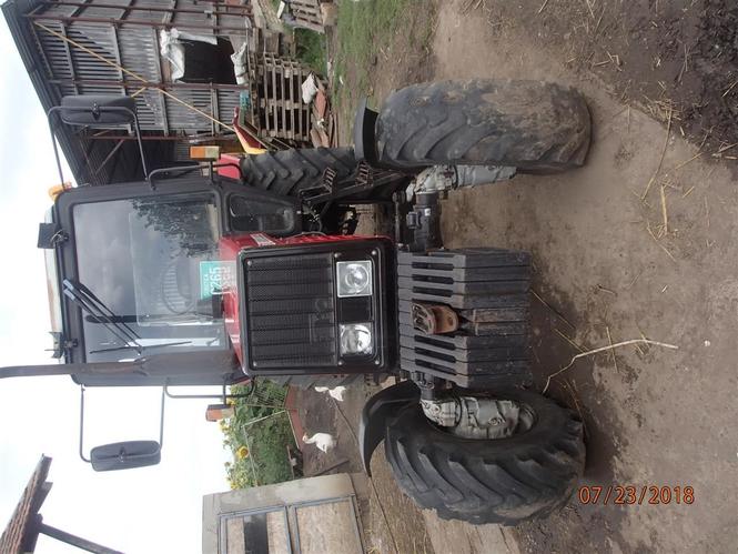 Traktor belarus