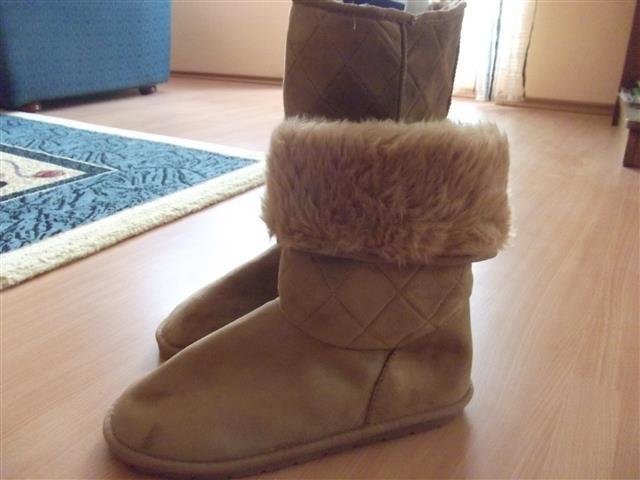 UGG-Nemacke--proizvodjac--PRIMARK-