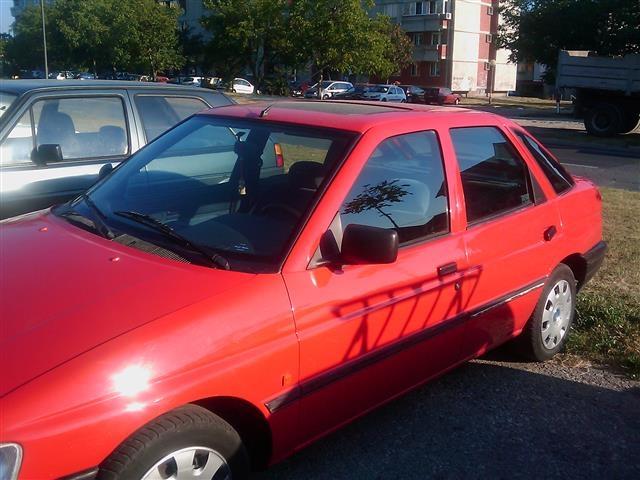 Ford-Escort---91