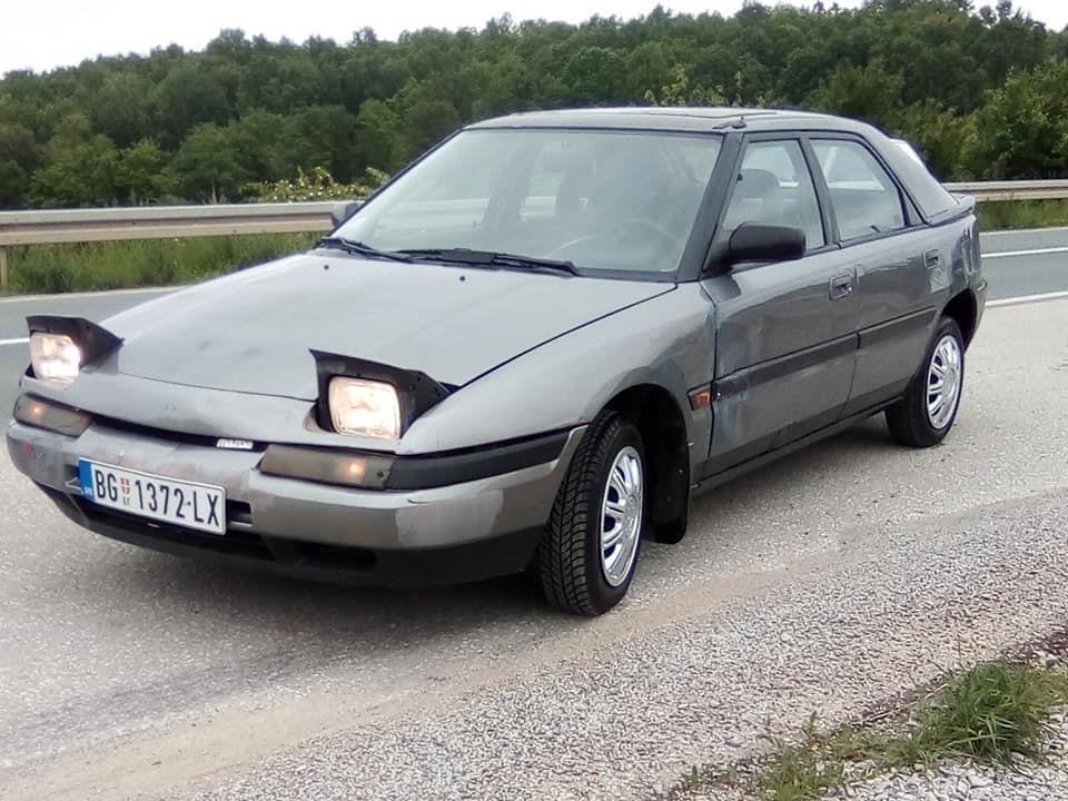 Mazda-323f