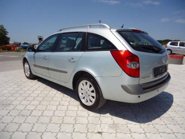 Renault-Laguna--01