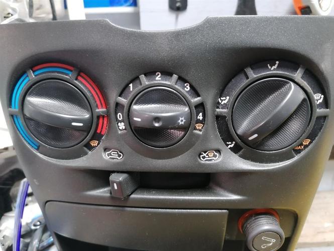 Fiat punto 3 panel klime