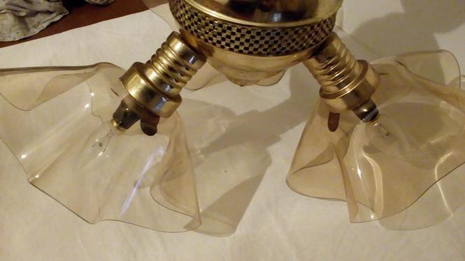 Prelep starinski luster