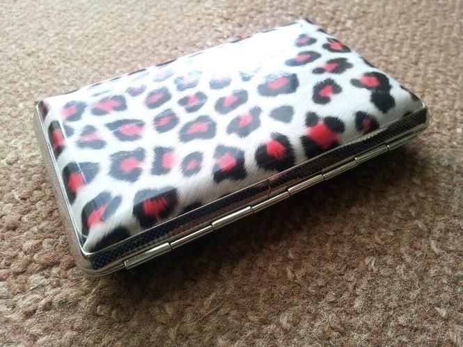 Tabakera animal print