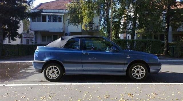 VW-Golf-Cabrio--96