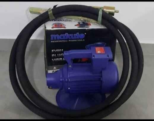 Vibro igla 2,2kw Makute