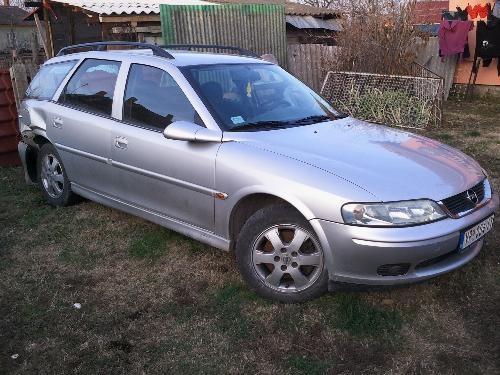 Opel-Vektru-Karavan--02