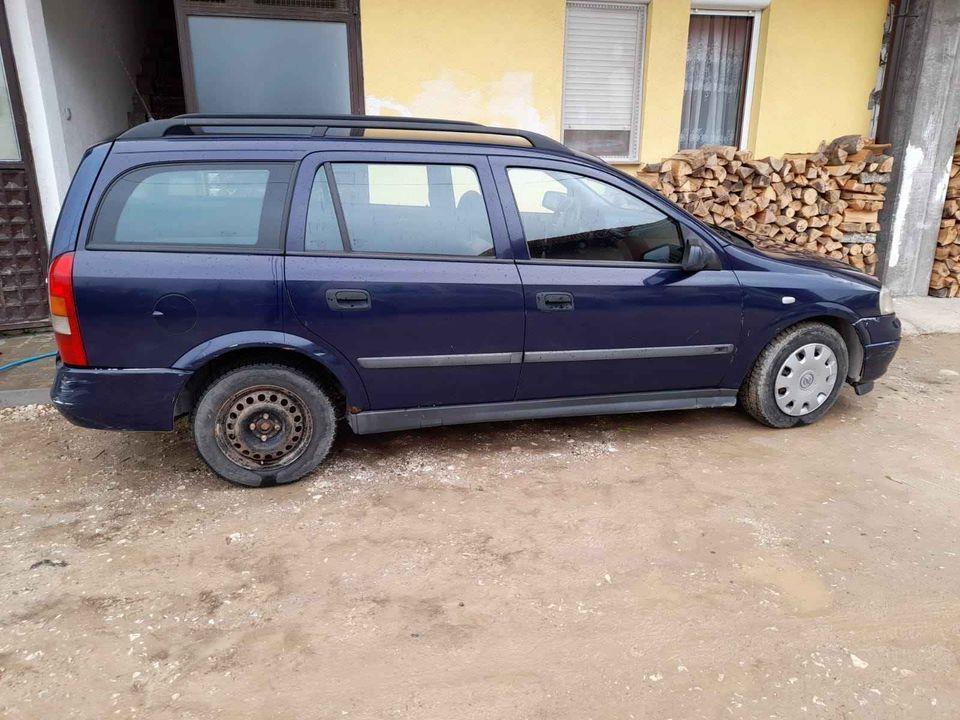 Opel-Astra
