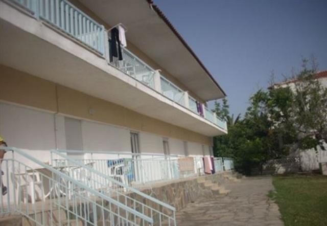 Apartman u Grcka, Polihrono