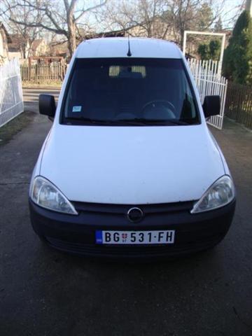 Opel-Combo--06