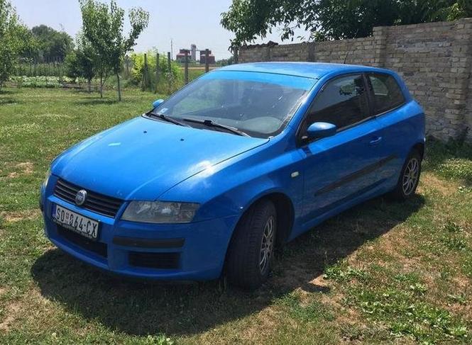 Fiat Stilo 1.9 jtd -02