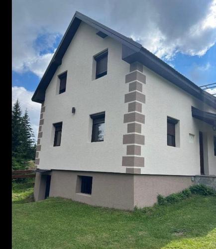 Vila Lena Golija