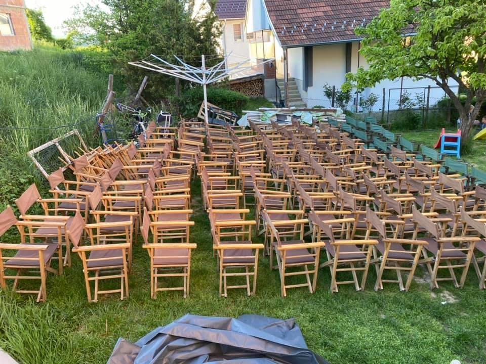 Stolice-za-bastu--