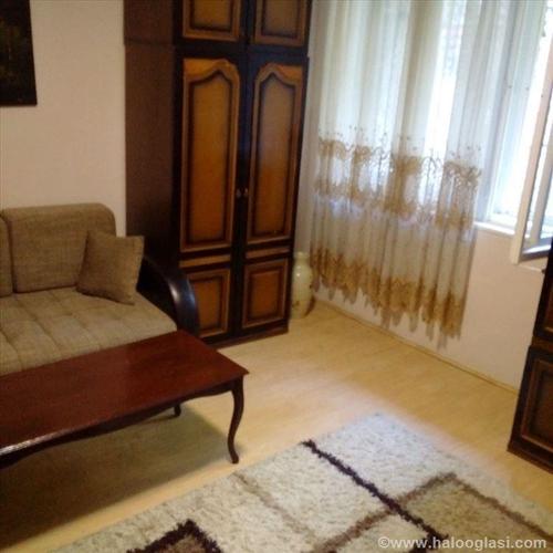 U CENTRU prodajem 1-soban stan 35m2