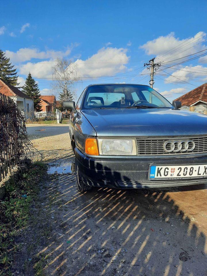 Audi-80-1-8