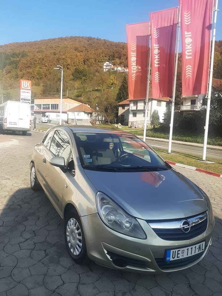 Opel-korsa-D-2008
