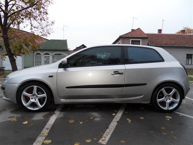 Fiat Stilo  1.9 JTD -02