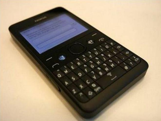 Nokia Asha 210