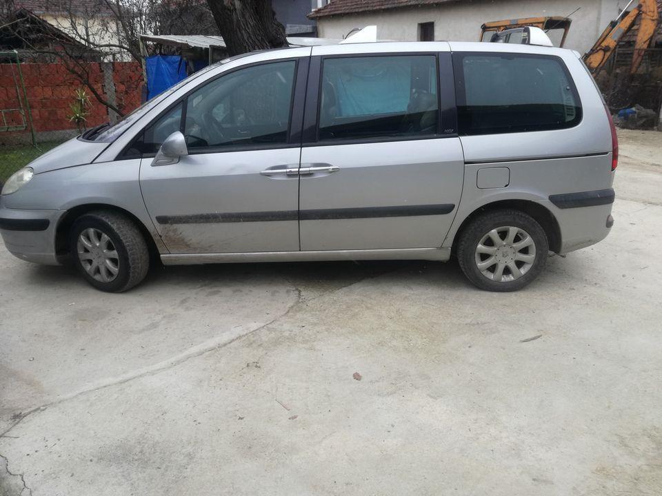 Pezo-807