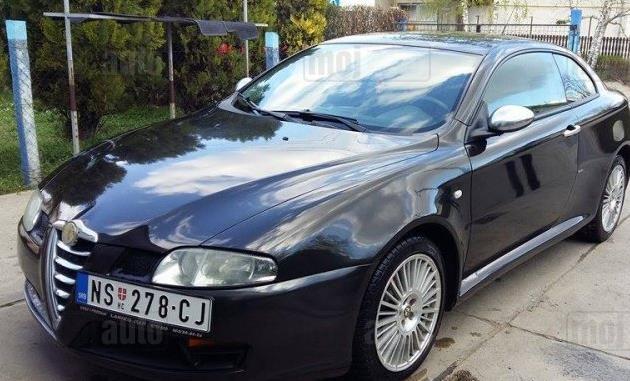 Alfa Romeo GT Bertone 1.9 JTD