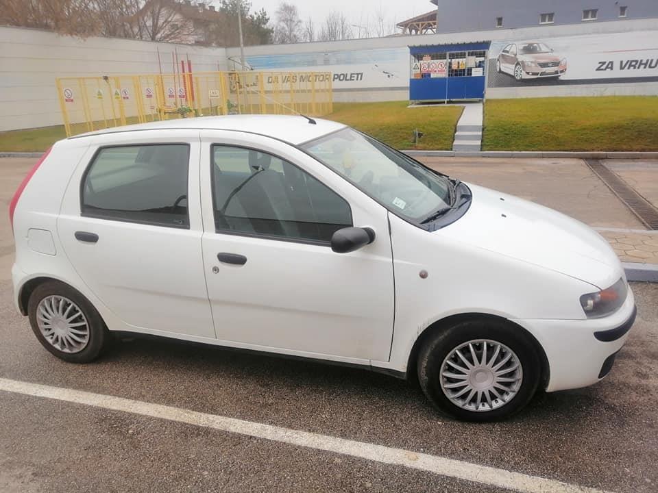 Fiat-Punto-1-2-8v