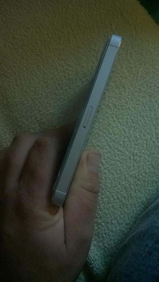 iPhone-5-za-delove