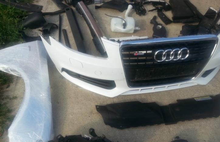 Audi-A4-2011-god-delovi
