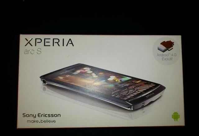 Sony-Ericsson-Arc-S