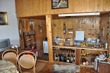 Kuca na obali jezera u Cacak