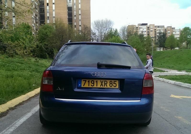 Audi-A4-s-line--04