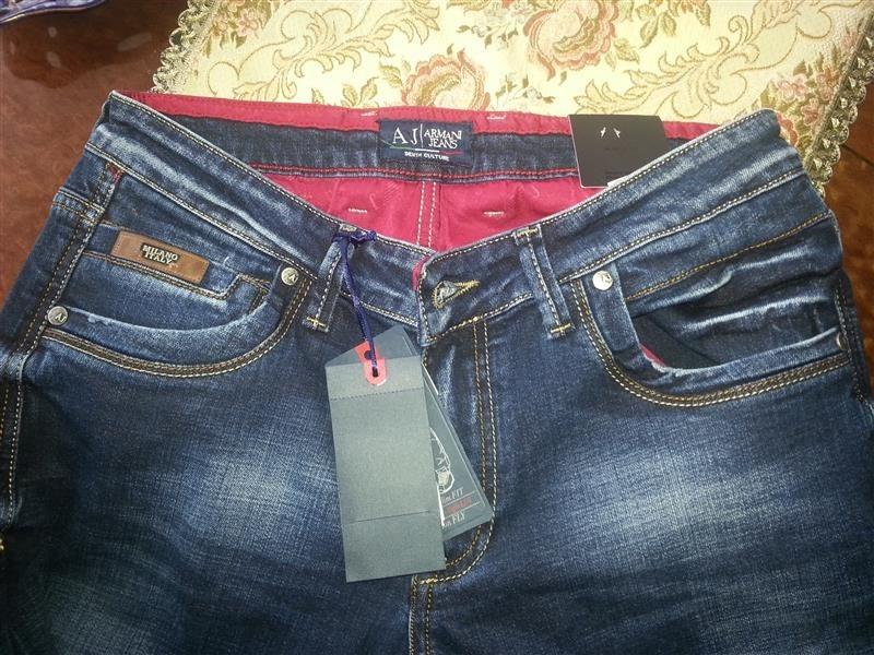 Armani-farmerke