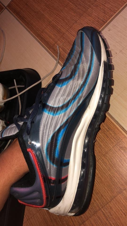 Nike-Air-Max-Deluxe-Patike