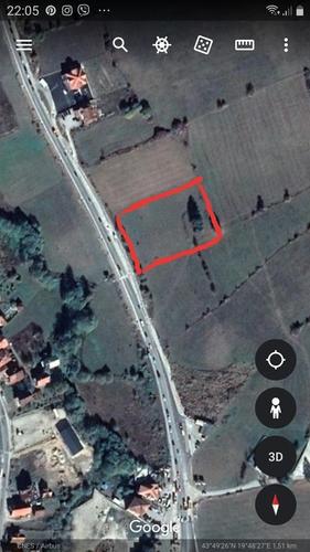 Plac Bela Zemlja 