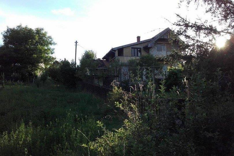 Odlicna-kuca-pored-puta