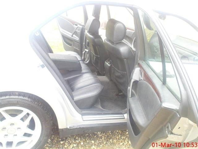 Mercedes-E-220--97