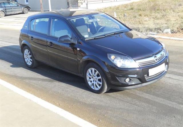 Opel Astra H 1.6 -11  