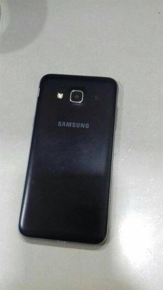 Samsung-Galaxy-J3--2016-