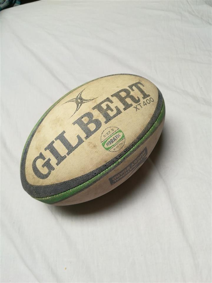 Ragbi-Lopta-Gilbert
