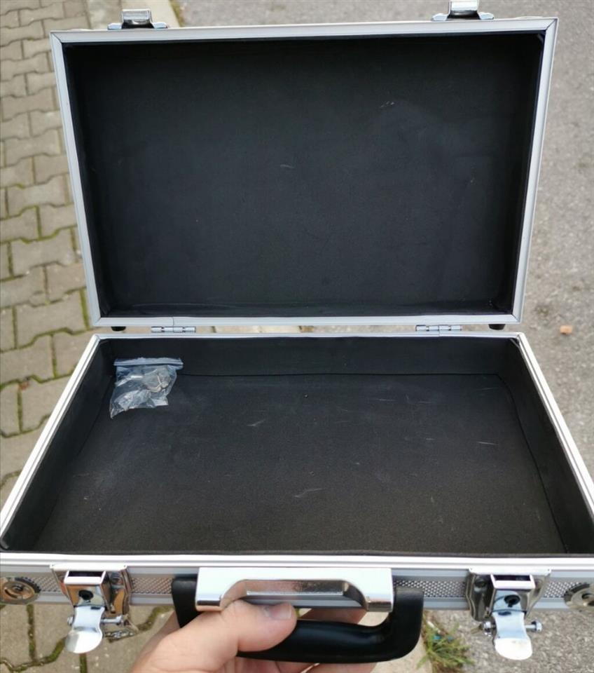 Kofer-aluminijumski
